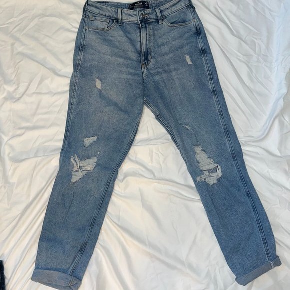 Hollister Strait Leg Distressed Jeans - Picture 1 of 3